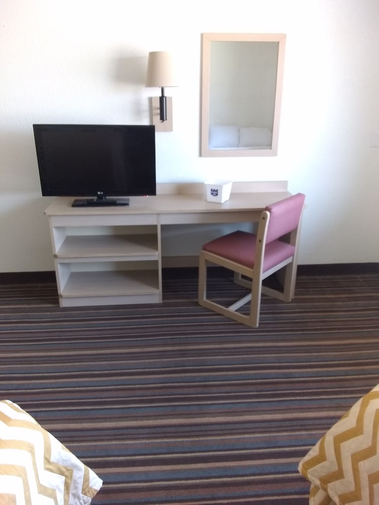 Sioux City Inn - photo 30