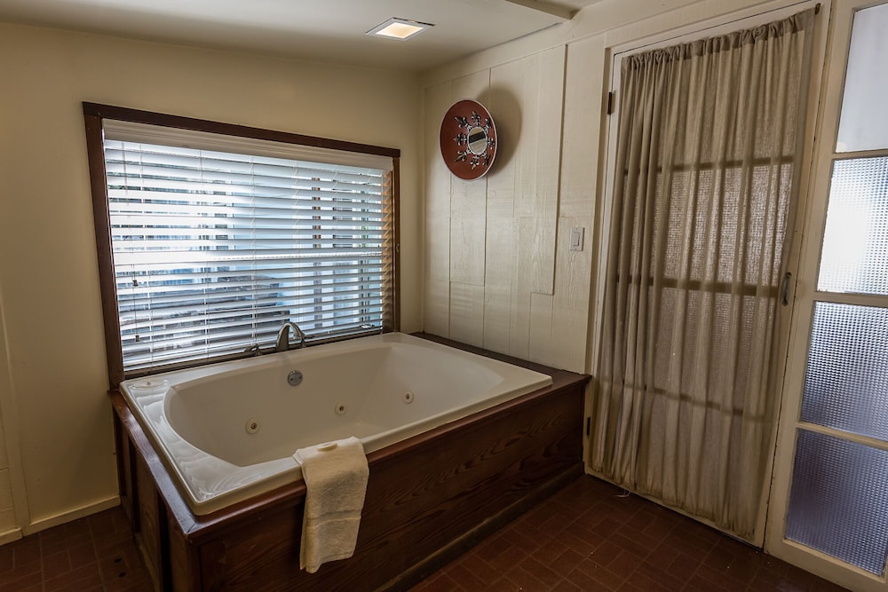 The Inn at Schoolhouse Creek - photo 58