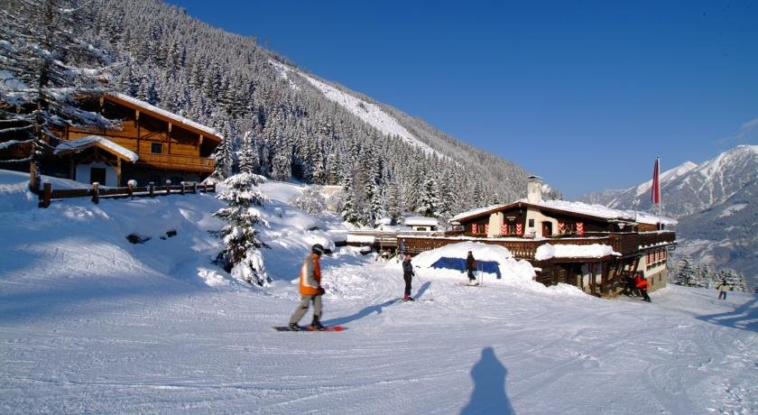 MONDI Schiefe Alm Gastein — 4-Star Luxury Hotel in Bad Gastein, Austria