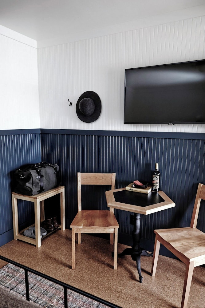 Anvil Hotel - photo 20