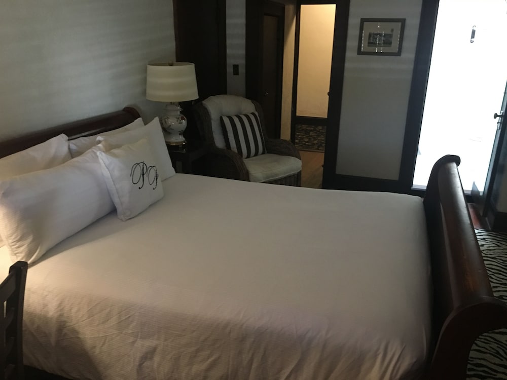Park Plaza Hotel - photo 15