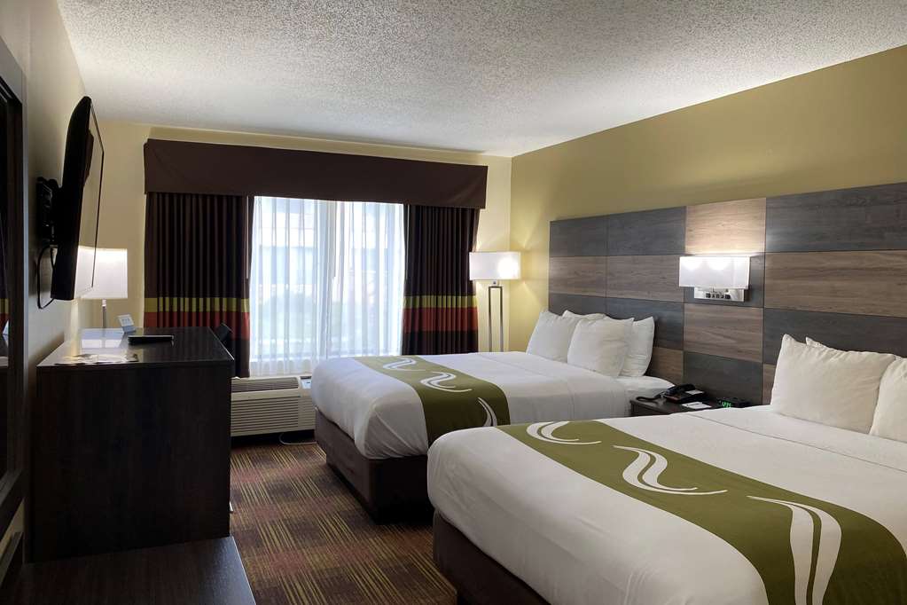 AmericInn by Wyndham Fort Atkinson - photo 7