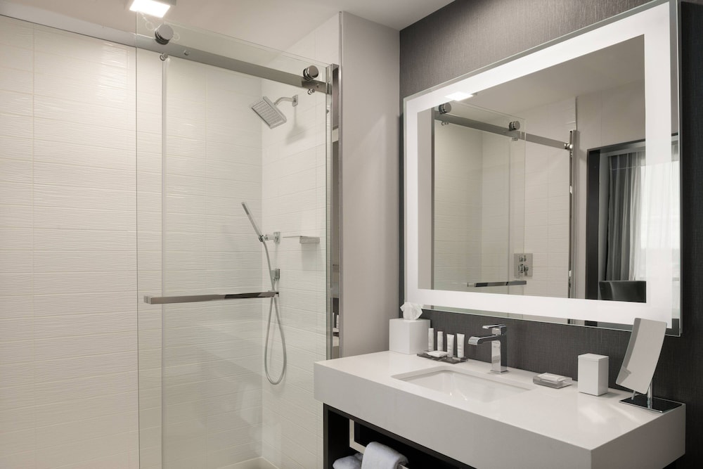 Marriott Tacoma Downtown - photo 38