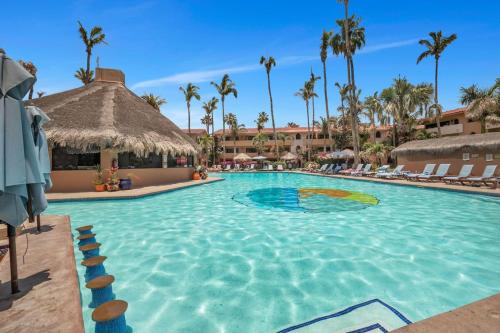 2 minute walk to Medano Beach in Cabo San Lucas, Mexico