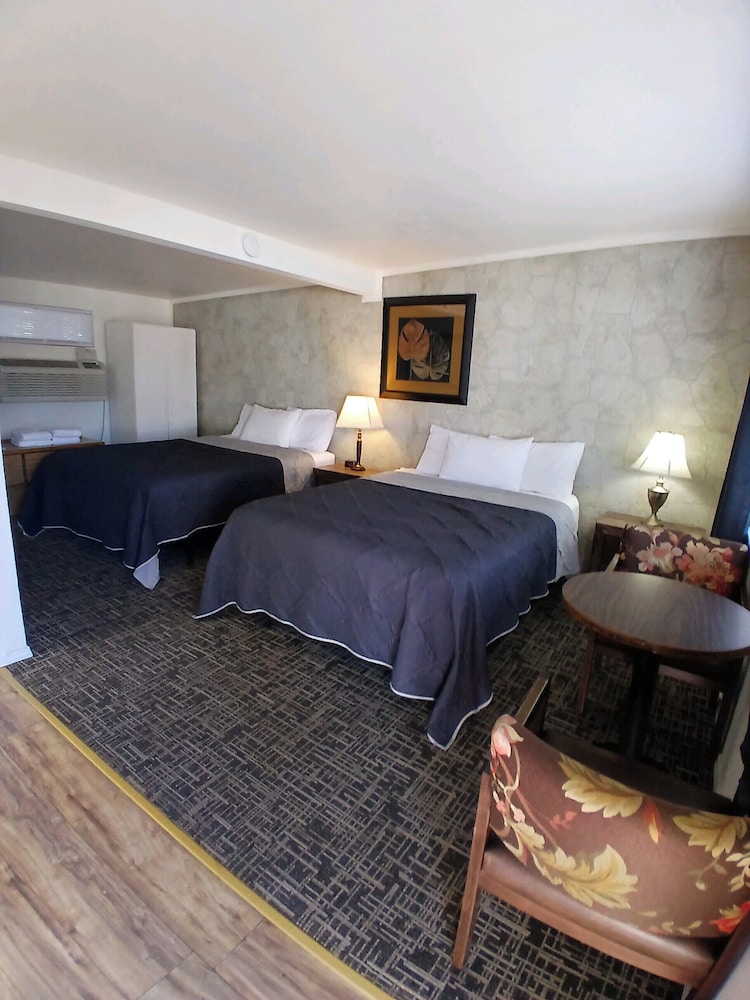 Silver Lakes Inn - photo 6