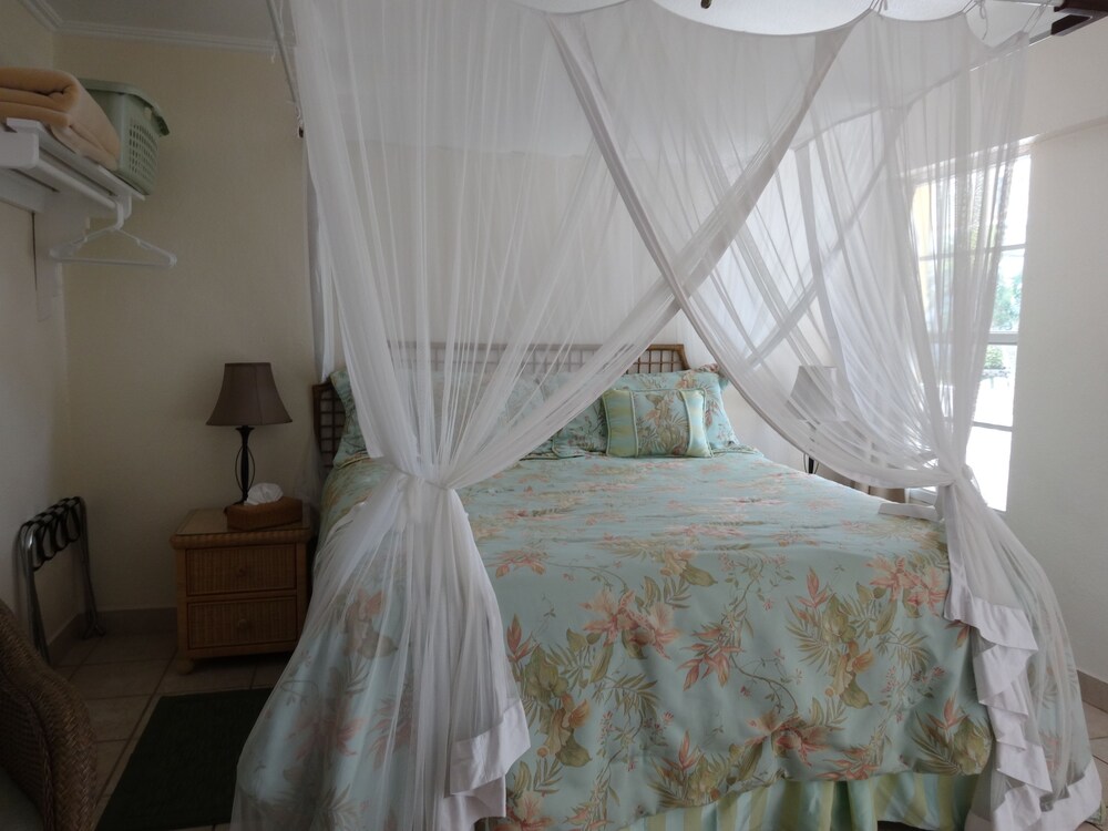 Queen's Gate Resort - photo 9