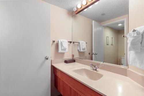 Beaver Run Resort Unit 4707 by RedAwning - photo 17