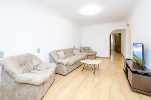 4Excellent Apartment In The Center Of The Capital With Real Photos — 4-Star Luxury Hotel in Yerevan, Armenia