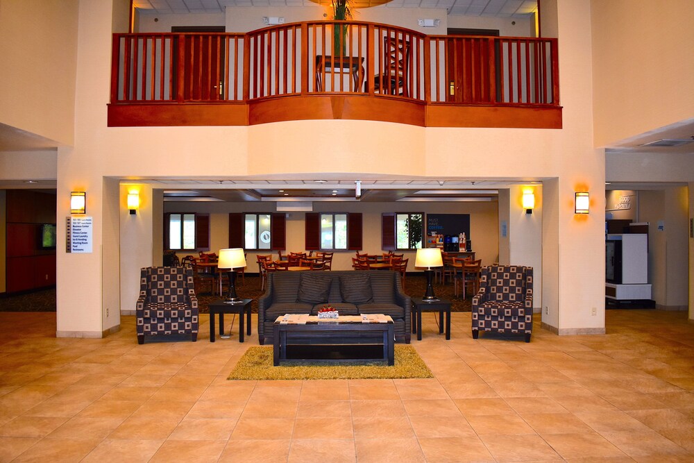 Holiday Inn Express Syracuse Fairgrounds by IHG - photo 52