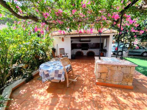 Estudio Las Rotas in Denia, Spain