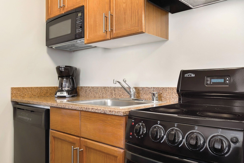 TownePlace Suites by Marriott Denver West Federal Center - photo 15