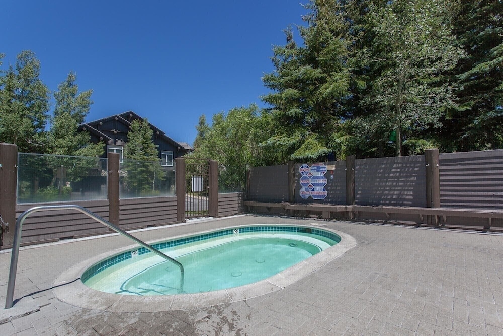 Snowcreek 888 Phase V - photo 29