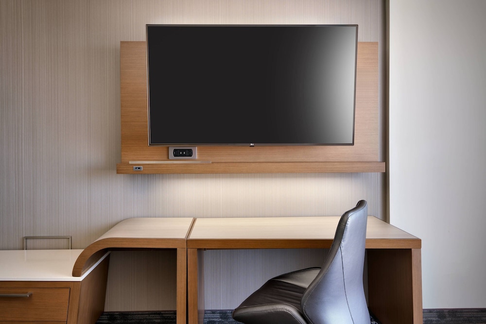 Courtyard Cedar City Marriott - photo 10