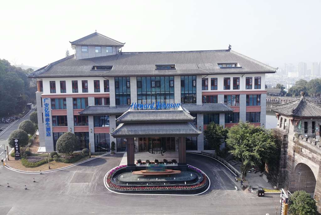 Howard Johnson by Wyndham Yilin Hotel Guangan in Guang'an, People's Republic of China