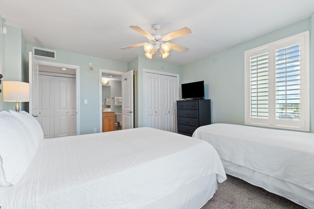 Perdido Towers West 308 - photo 4