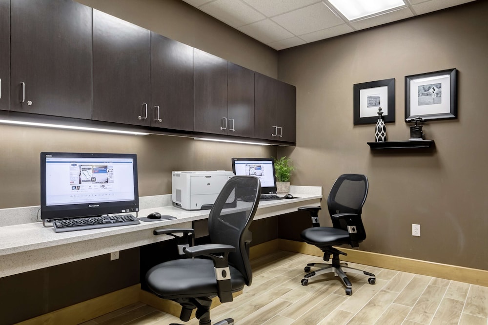 Hampton Inn Poplar Bluff - photo 41