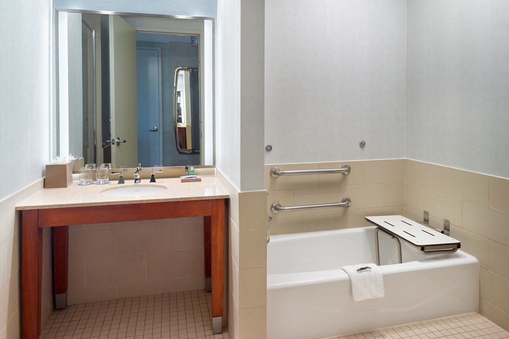 The Westin Memphis Beale Street - photo 23