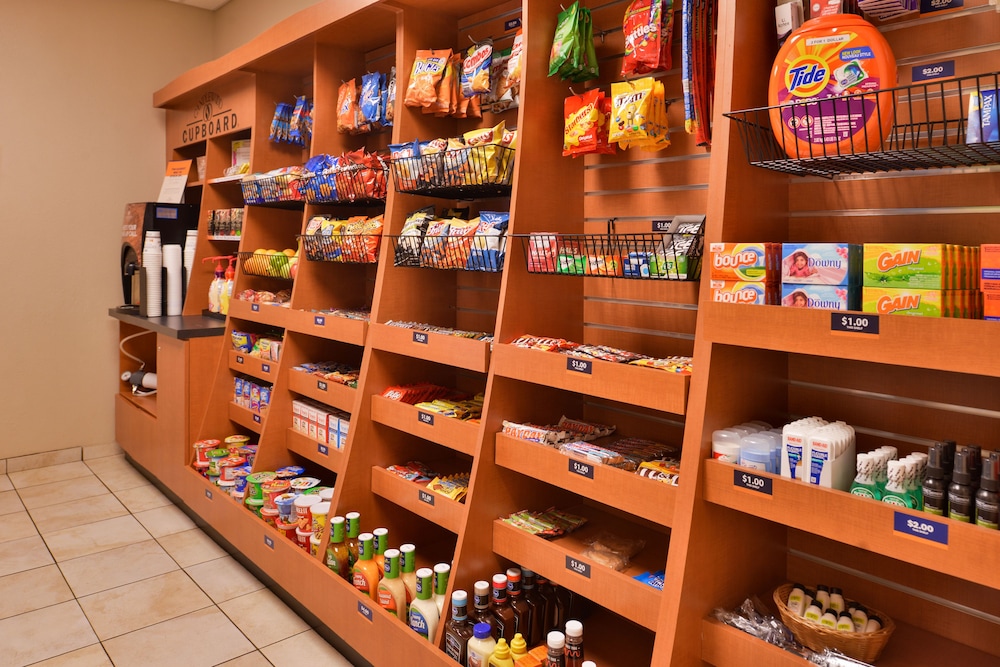Candlewood Suites Terre Haute by IHG - photo 35