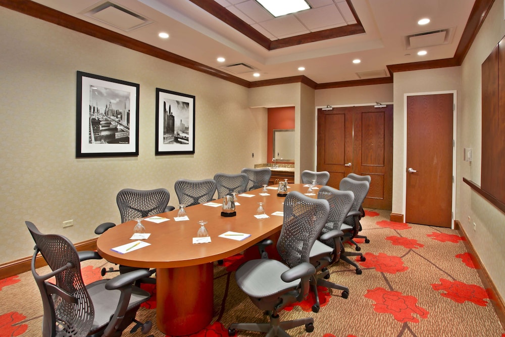 Hilton Garden Inn Chicago Midway Airport - photo 25