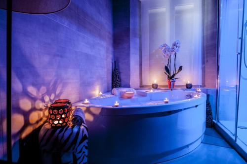 Ths4 Spa Baths — 4-Star Luxury Hotel in Rome, Italy