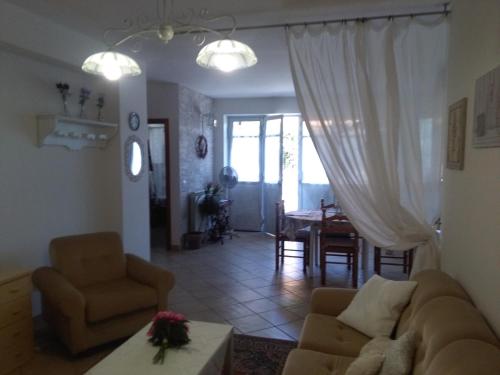 Ai tre archi di Tagliaborse in Mascali, Italy