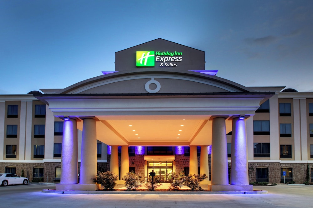 Holiday Inn Express Hotel & Suites Natchez South an IHG Hotel - featured photo