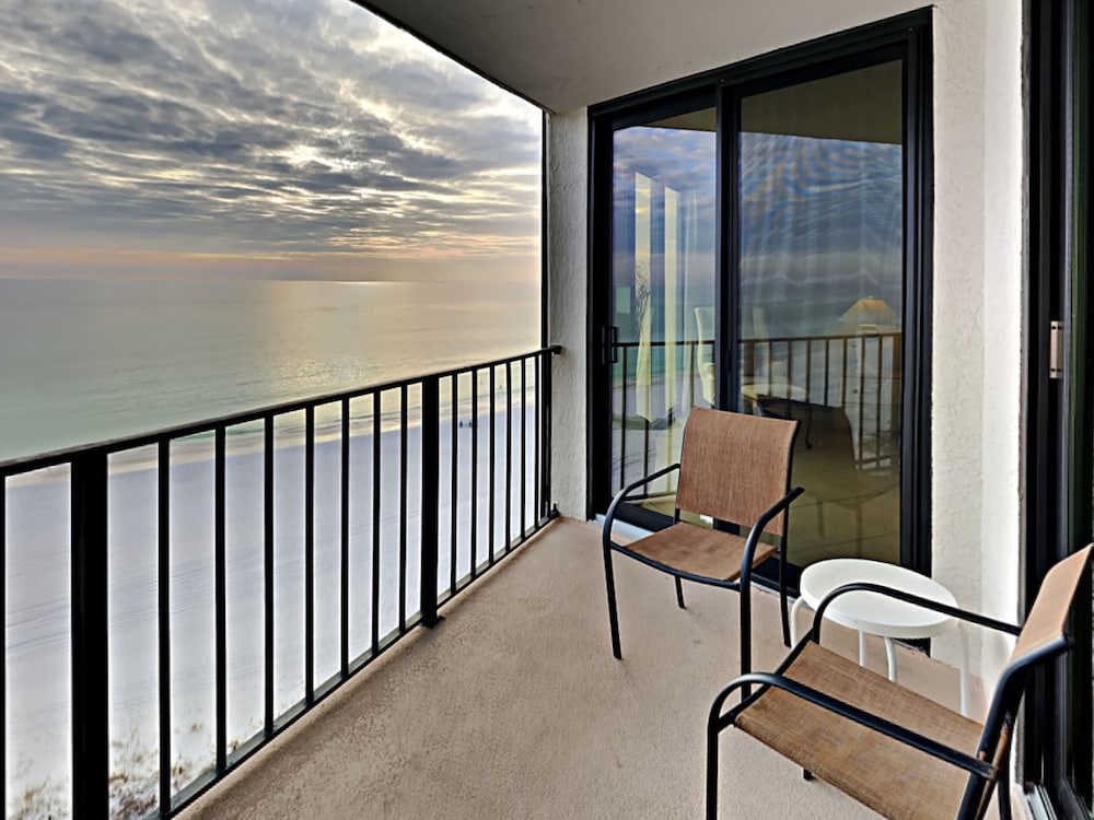 Edgewater Tower III - photo 74