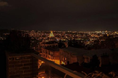2BR apartment with 2 balconies in heart of the city