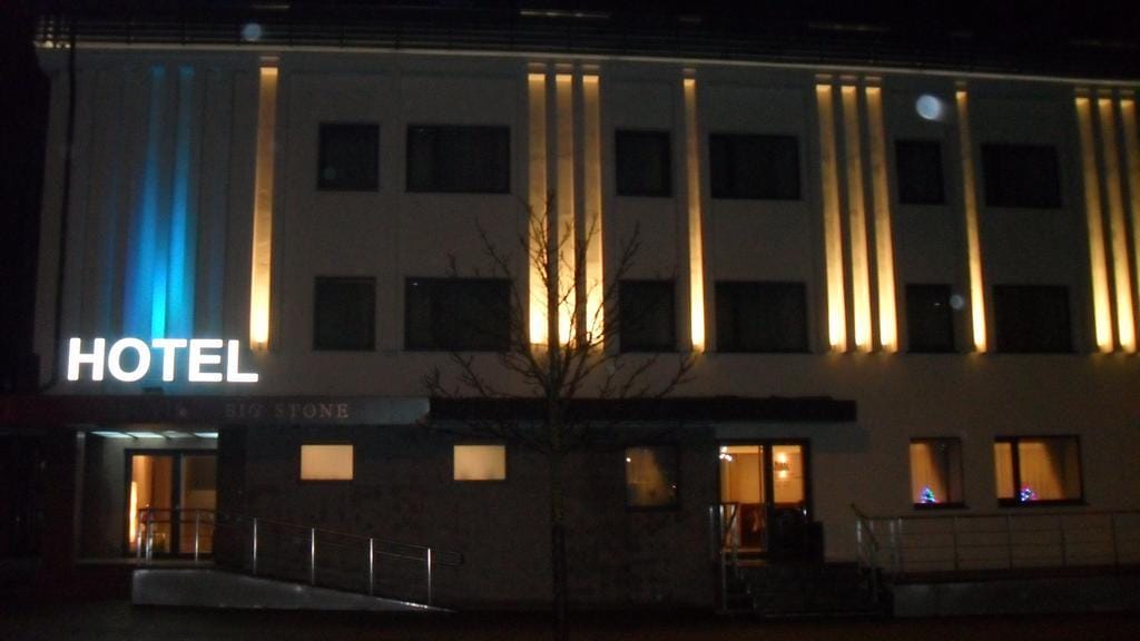 Big Stone - last minute hotel in Ukmerge