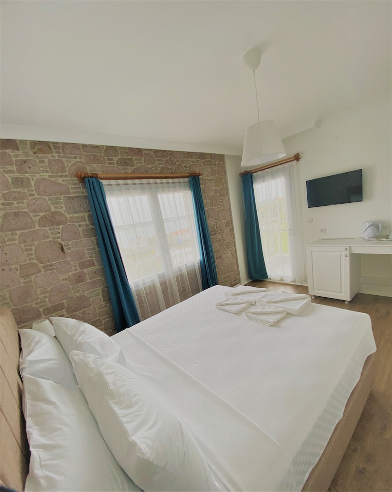 Cunda Kordon Otel — Ayvalik — photo 5
