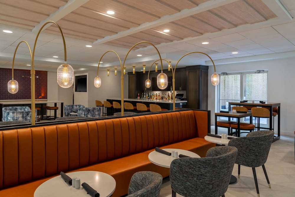 Hilton Garden Inn Arlington Courthouse Plaza - photo 35