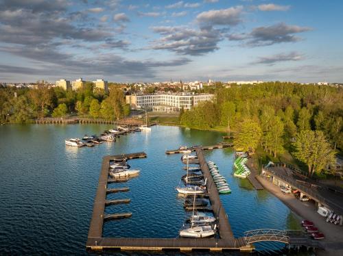 Aparthotel Nad Zatoką Apartament Elliot Plaża Miejska in Olsztyn, Poland