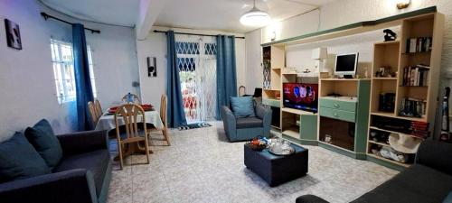 Villacool Lot No 1 Résidence Le Tamier — 4-Star Luxury Hotel in Flic En Flac, Mauritius