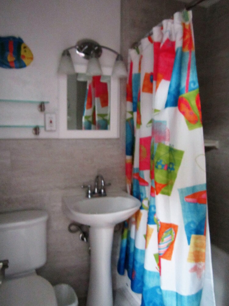 Tropical Winds Motel & Cottages - photo 58