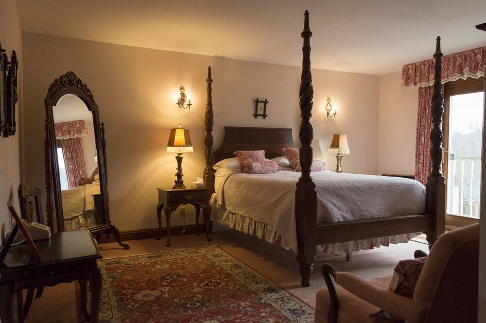The Washington Irving Inn - photo 18