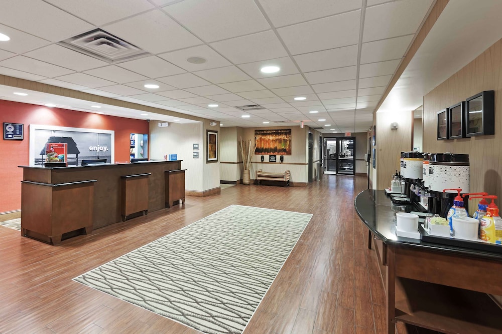 Hampton Inn & Suites Morgan City - photo 46