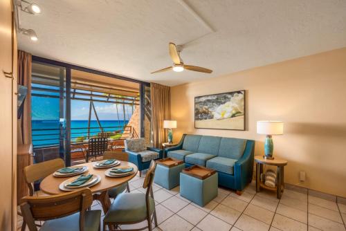 Kuleana Club #615 Oceanfront 1 bedroom & 1 bathroom Gated 2nd Fl — 4-Star Luxury Hotel in Lahaina, United States