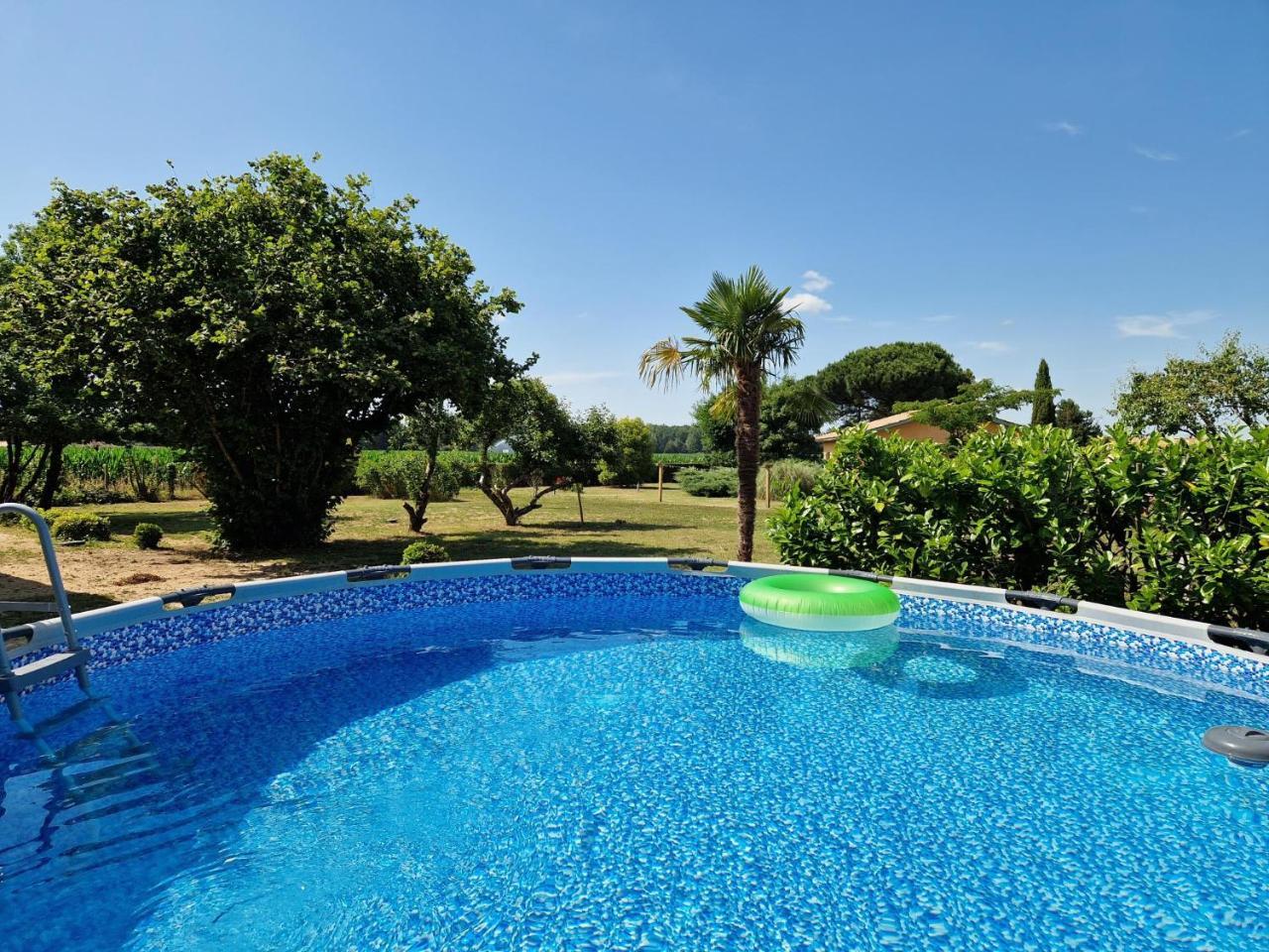 Au Bon Temps - carbon neutral hotel in Coutras