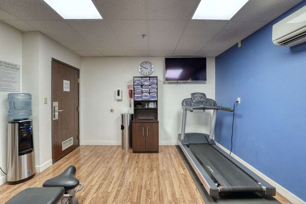 Comfort Suites Appleton Airport - photo 57