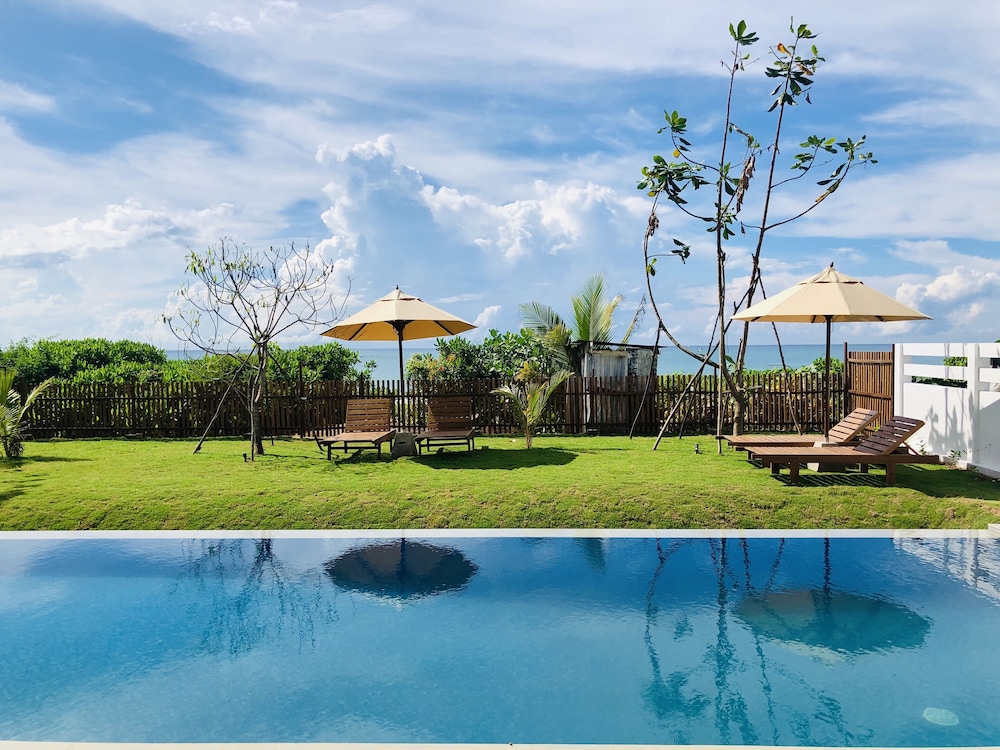 Villa Tanderra — 4-Star Luxury Hotel in Tangalle, Sri Lanka