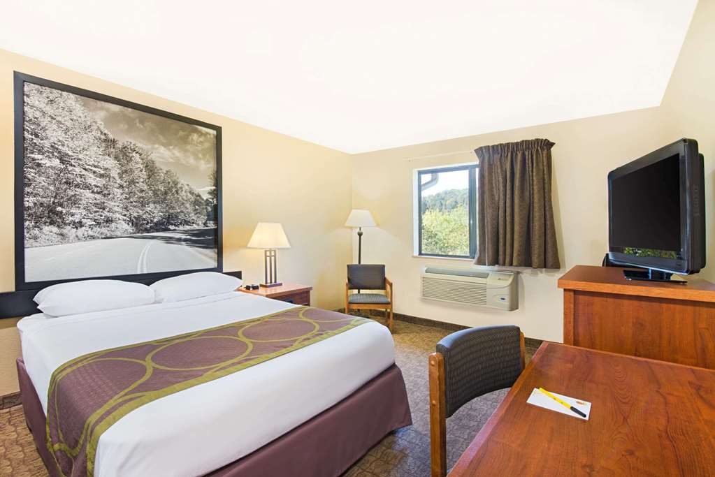 Super 8 by Wyndham Ripley - photo 6