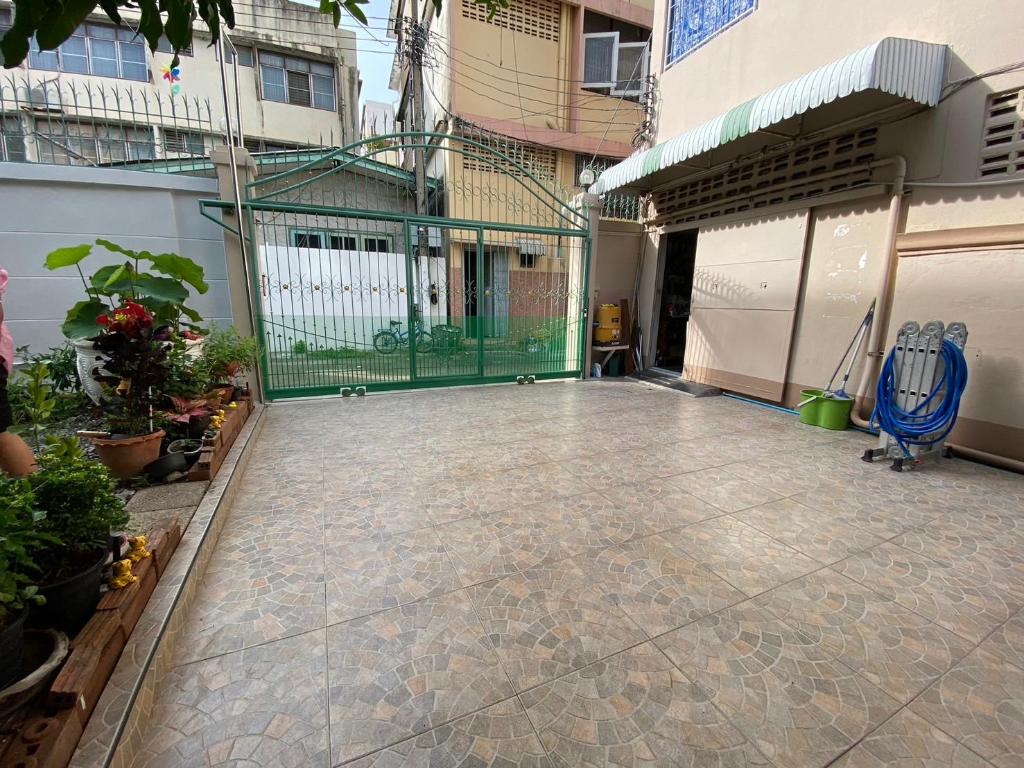 Green Garden Hostel
