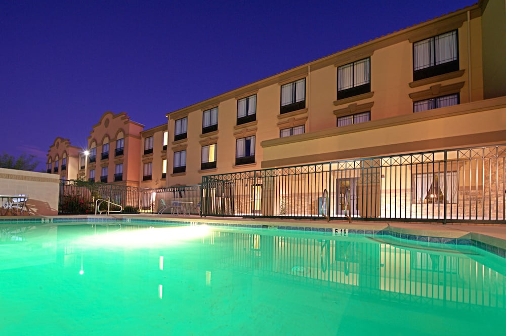 GreenTree Inn & Suites Florence - photo 31