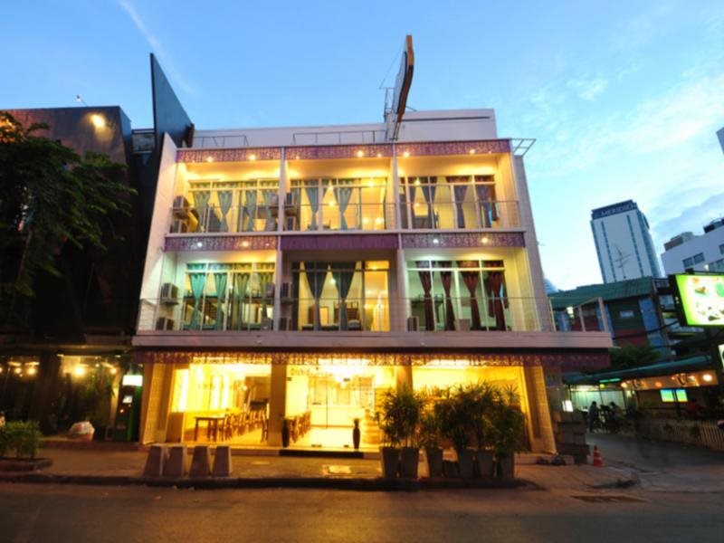 Orchid Hostel Bangkok