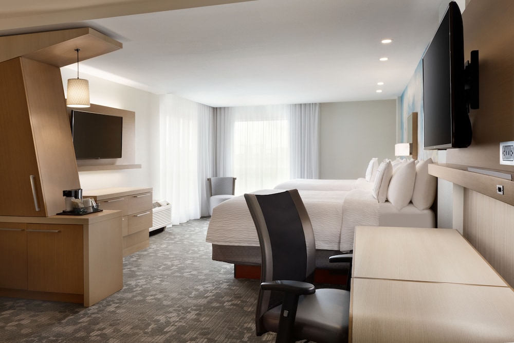 Courtyard by Marriott Boston Dedham Westwood - photo 6