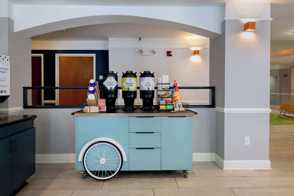 Spark by Hilton Savannah Airport - photo 28
