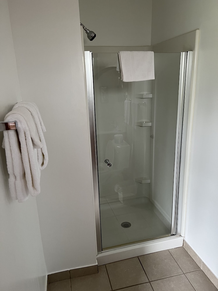 All Star Inn & Suites - photo 299