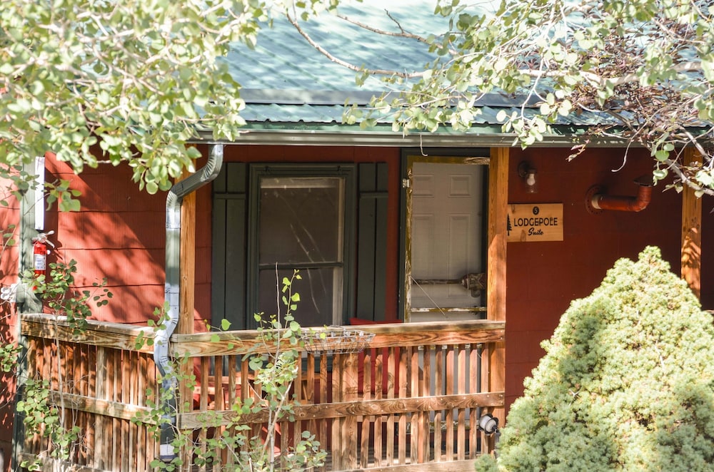 The Woolly Bugger Inn - photo 43