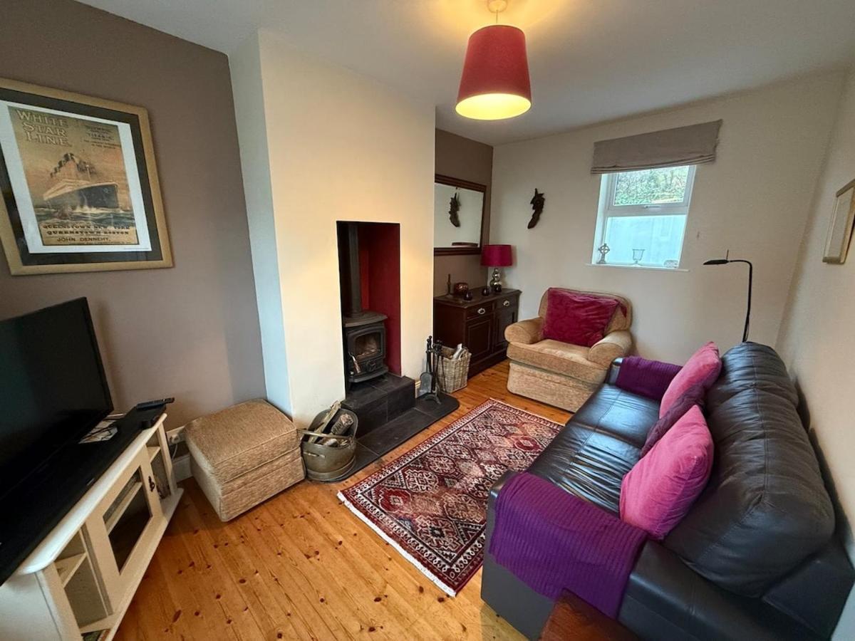 Maggies Place Cahersiveen - carbon neutral hotel in Cahersiveen