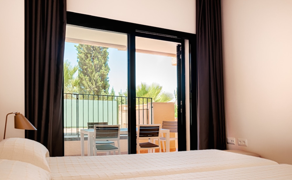 Ona Hacienda del Alamo Apartments — 4-Star Luxury Hotel in Fuente-Alamo De Murcia, Spain
